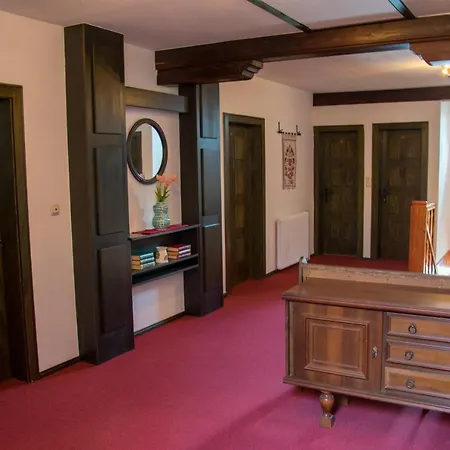 Hochberghaus Szálloda 3*