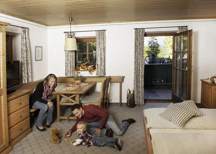 Hotel Hochberghaus 3*